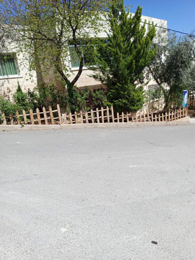 Flower Jarash Exterior foto